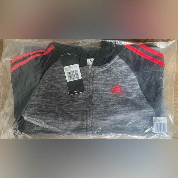 NWT adidas Fleece Zip-Up Jacket & Jogger Pants Matching Set Gray, Little Boy 6 - Picture 3 of 4